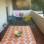 아파트 Peaceful Seaside Getaway 500 M From The Beaches 앙티브