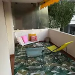 아파트 Peaceful Seaside Getaway 500 M From The Beaches *