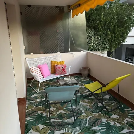 Apartman Peaceful Seaside Getaway 500 M From The Beaches *
