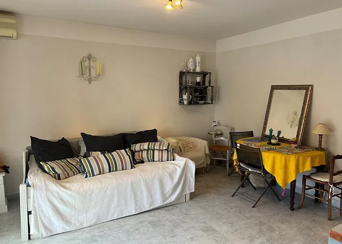 Peaceful Seaside Getaway 500 M From The Beaches Appartement *