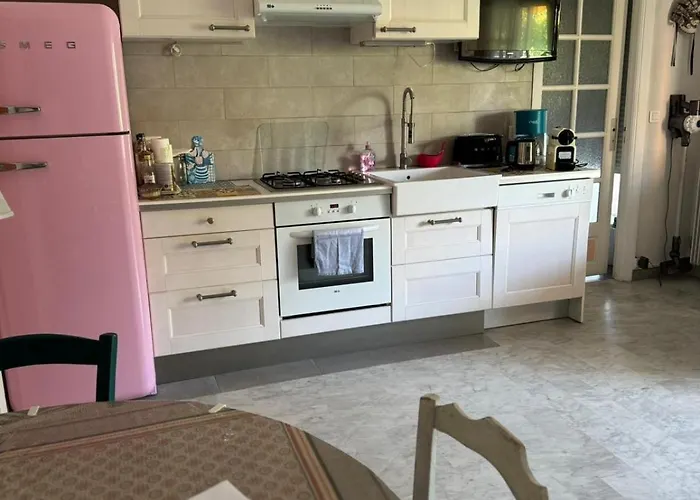 Peaceful Seaside Getaway 500 M From The Beaches *