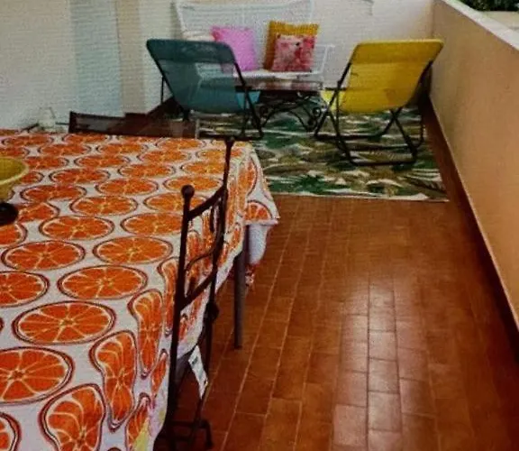 Peaceful Seaside Getaway 500 M From The Beaches Appartement
