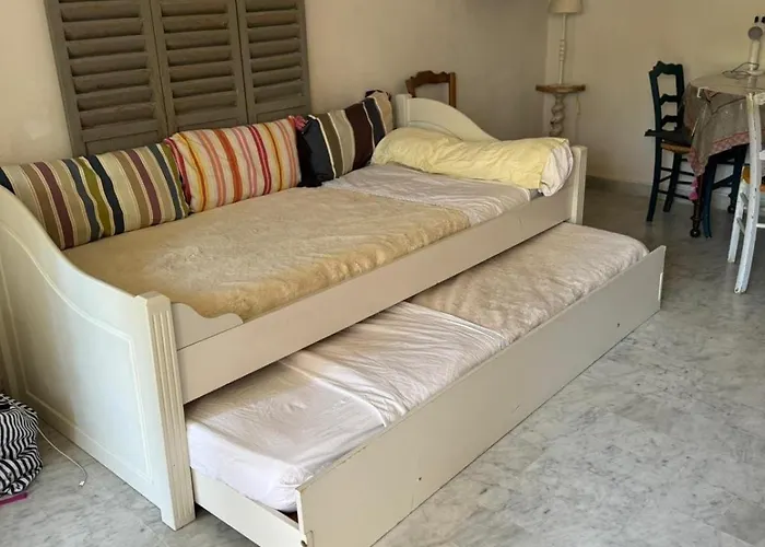 Peaceful Seaside Getaway 500 M From The Beaches Antibes