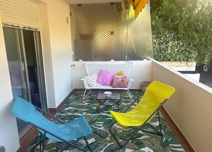 Peaceful Seaside Getaway 500 M From The Beaches *