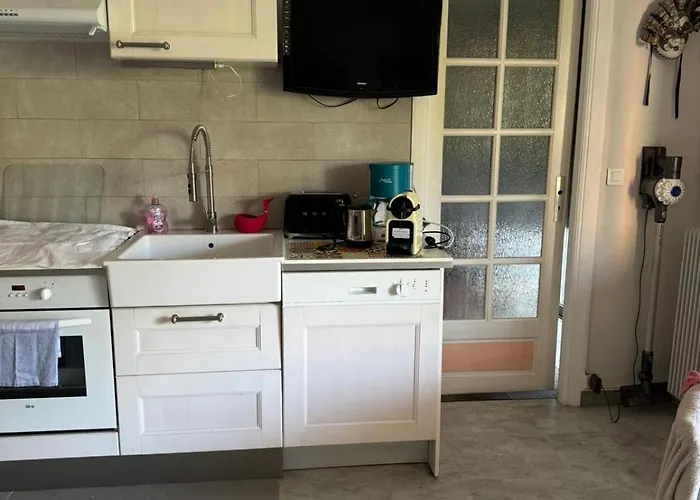 Peaceful Seaside Getaway 500 M From The Beaches Antibes
