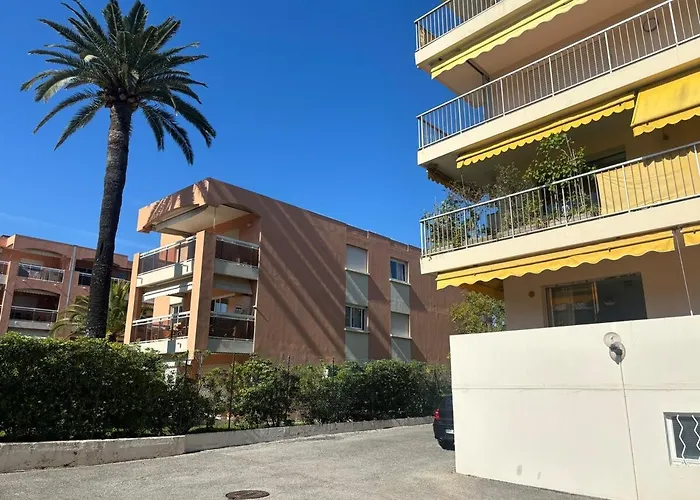 Peaceful Seaside Getaway 500 M From The Beaches Antibes